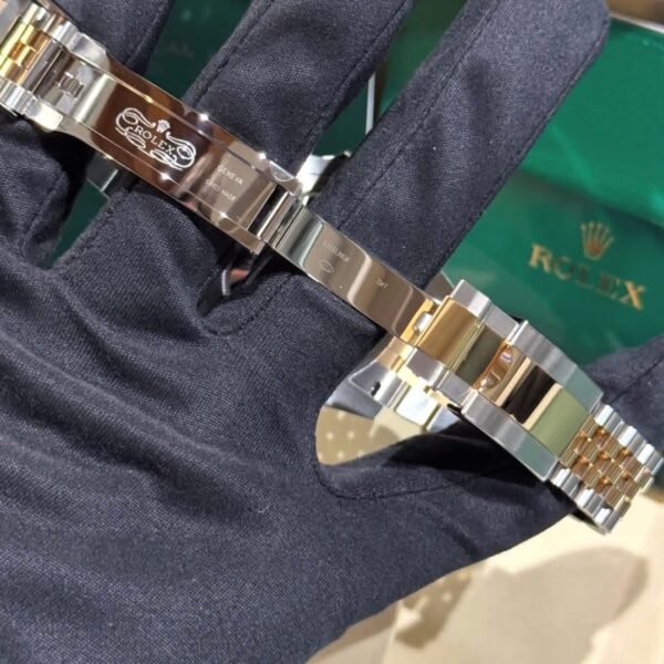 2025 GMT-Master II Two Tone Rolex Zombie đź§ź Ref: 126713GRNR