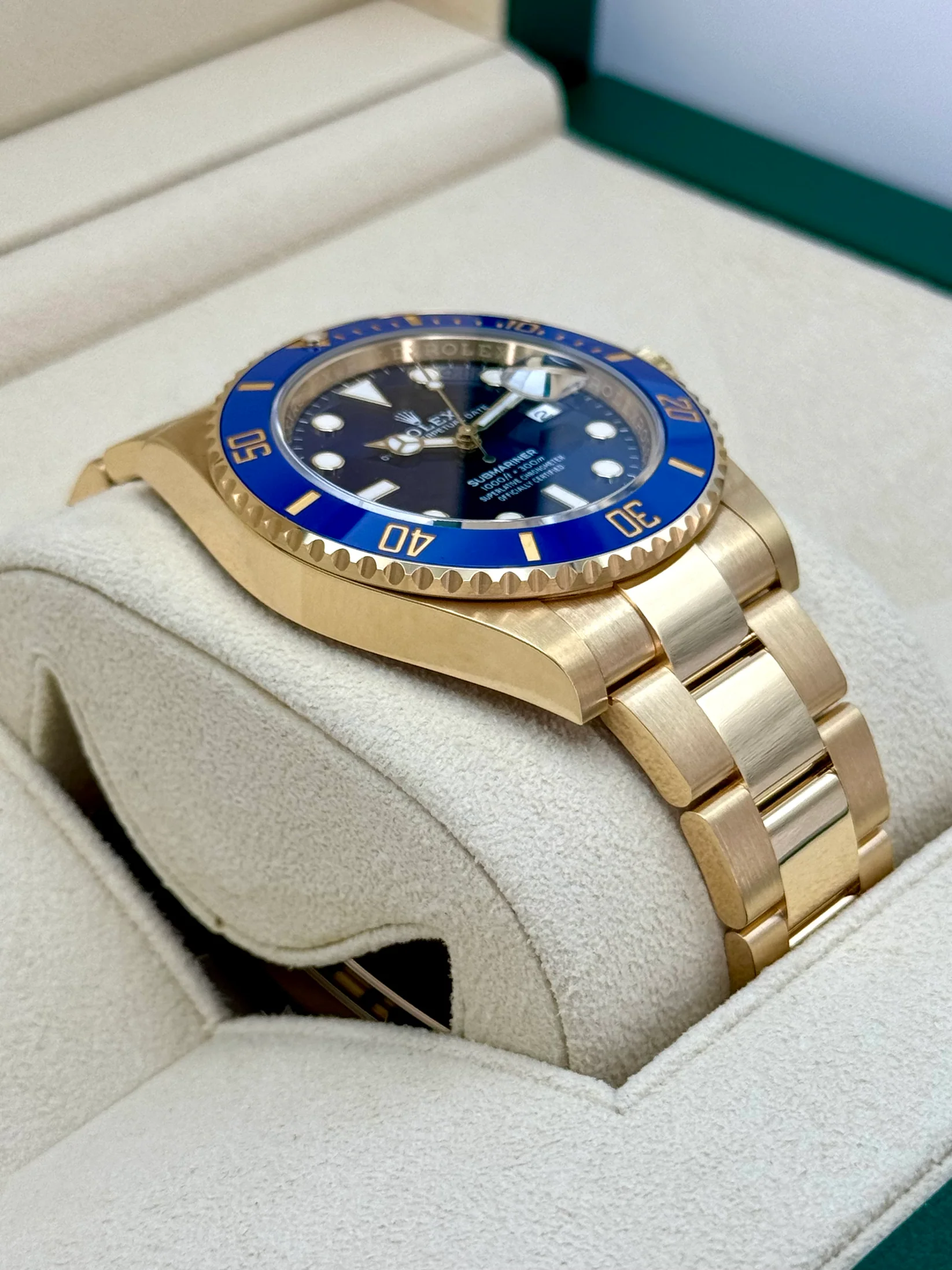 NEW 2025 Rolex Submariner "Bluesy" 41mm 126618LB Yellow Gold Blue Dial - Image 6