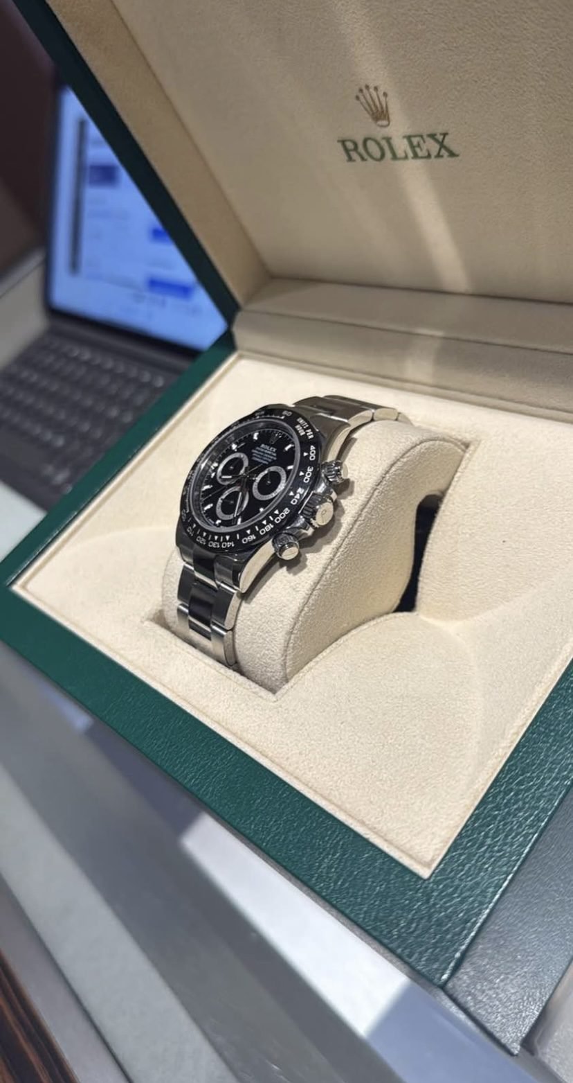 Pre-owned 2023 Rolex Oyster Perpetual Cosmograph Daytona - Image 3